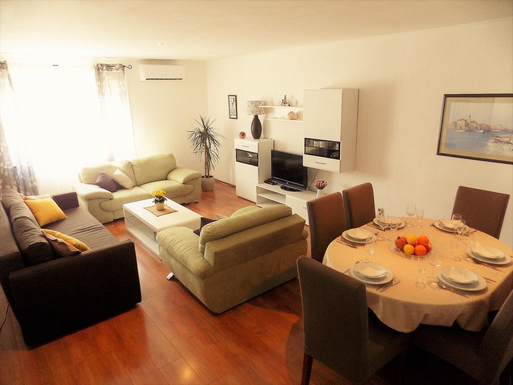 Apartment Anamarija Njivice Ngoại thất bức ảnh